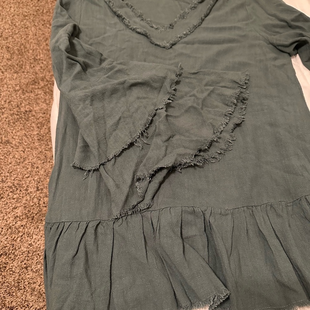 Top - Picture 2 of 9